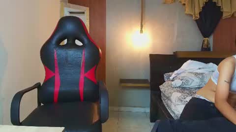 bella_muse_ online show from 10, 7, 2026