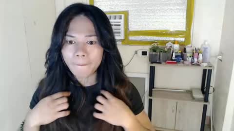 Snapshot of bella_ngo chatting on 7, 6, 2026 bella_ngo online show from 7, 6, 2026