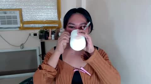 Snapshot of bella_ngo chatting on 1, 7, 2026 bella_ngo online show from 1, 7, 2026