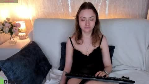 Linda Bella online show from 9, 4, 2026