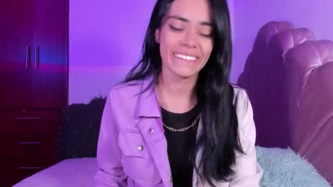 Valeria Model Independent online show from 3, 3, 2026