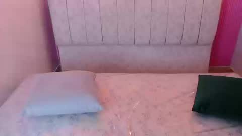 Bella online show from 13, 9, 2025