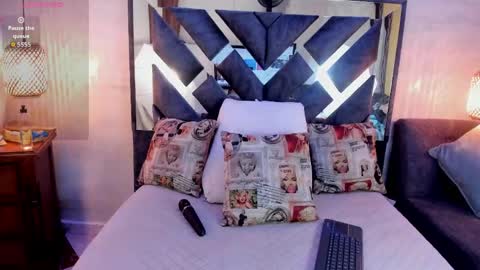 bella_volup online show from 4, 6, 2026