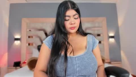 bellaboobs_ online show from 19, 11, 2025