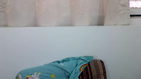 Snapshot of bellacrystall chatting on 18, 6, 2026 bellacrystall online show from 18, 6, 2026