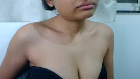 Snapshot of bellacrystall chatting on 18, 7, 2026 bellacrystall online show from 18, 7, 2026