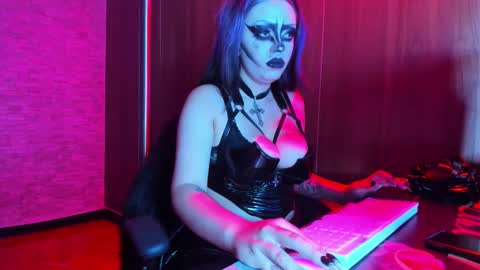 belladona_trix online show from 5, 1, 2026