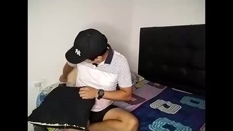 Snapshot of bellami_2508 chatting on 20, 1, 2025 Paola 22 and Andres 24 online show from 20, 1, 2025