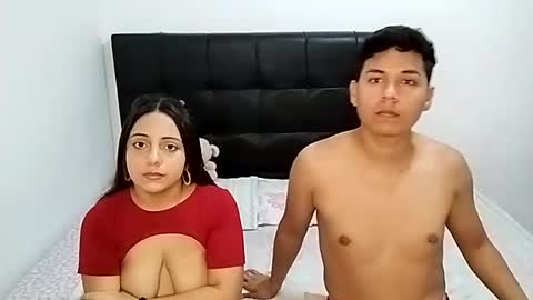 Snapshot of bellami_2508 chatting on 14, 2, 2025 Paola 22 and Andres 24 online show from 14, 2, 2025