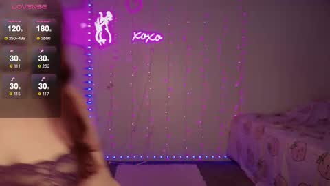 Snapshot of bellamonroee chatting on 11, 2, 2026 Bella Monroe online show from 11, 2, 2026