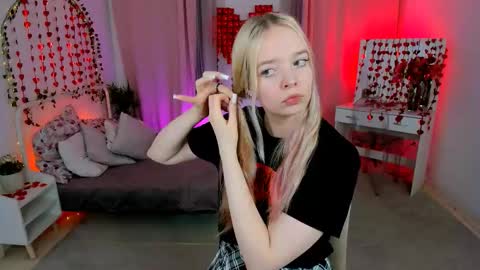 Bella online show from 10, 2, 2026