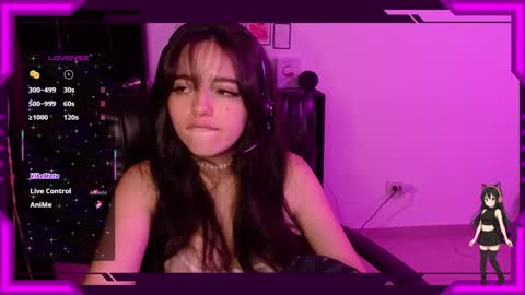 Snapshot of bellamoteluna chatting on 22, 10, 2025 Bella Monteluna online show from 22, 10, 2025