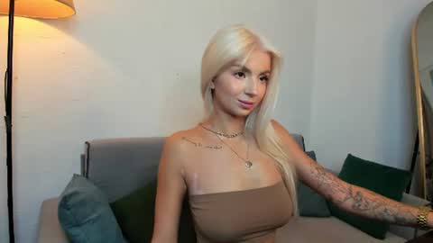 Bella online show from 9, 7, 2026