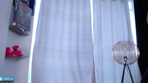   online show from 8, 2, 2025