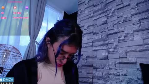   online show from 18, 2, 2025