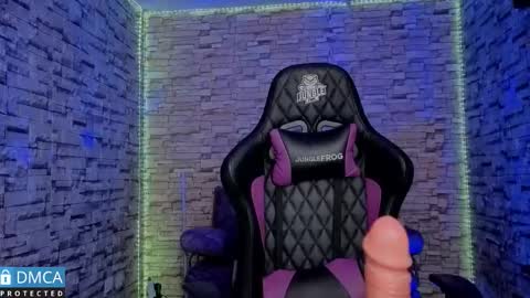   online show from 22, 9, 2025