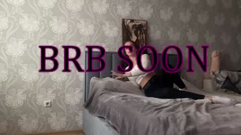 bellaparker_ online show from 28, 12, 2024