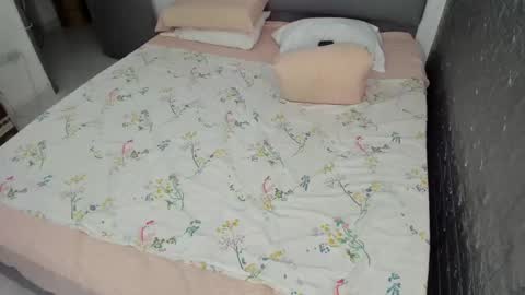 Bella  Angelycal online show from 27, 11, 2025