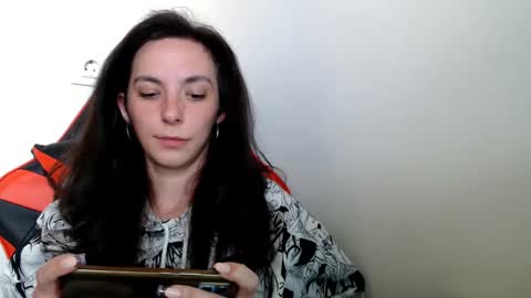 bellaqueen0701 online show from 4, 3, 2025