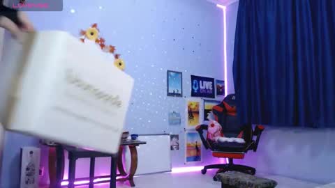 bellaqueen0701 online show from 25, 9, 2025