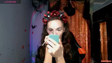 bellaqueen0701 online show from 30, 10, 2025