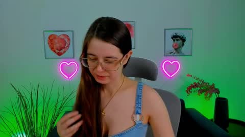 Bella. Ntmu online show from 21, 2, 2025