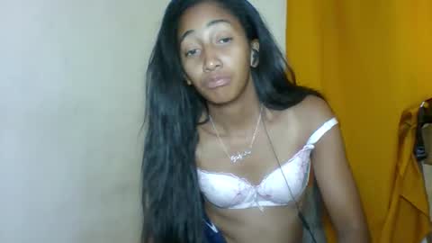 belle_annah online show from 24, 4, 2026