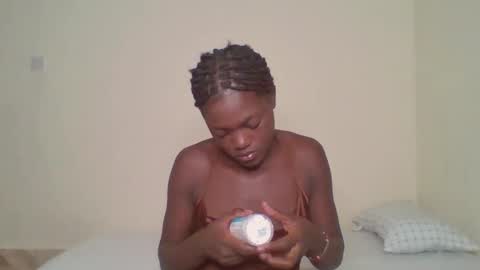 Snapshot of belle_bubbles chatting on 6, 6, 2026 bubbles online show from 6, 6, 2026