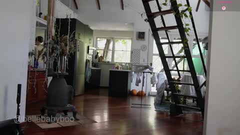 Snapshot of bellebabyboo chatting on 25, 2, 2026 BELLE online show from 25, 2, 2026