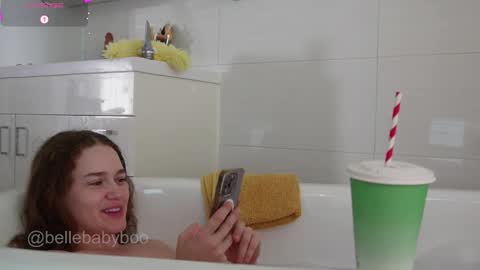 Snapshot of bellebabyboo chatting on 28, 2, 2026 BELLE online show from 28, 2, 2026