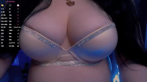 Hello I am kind friendly and cute girl online show from 19, 10, 2025