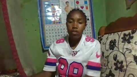 Snapshot of bellemiahxx chatting on 2, 3, 2026 bellemiahXx online show from 2, 3, 2026