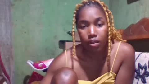 bellemiahXx online show from 14, 7, 2026