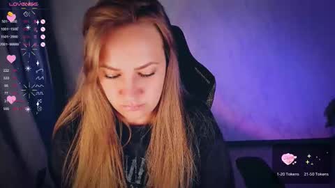 Your Annabelle Wolf  online show from 16, 10, 2025