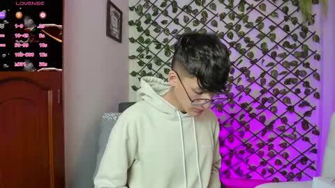 Neon online show from 7, 1, 2026