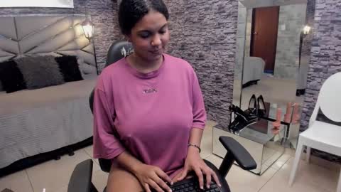 Belly online show from 1, 12, 2025