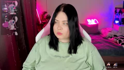 LinaBoo online show from 19, 11, 2025