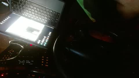 benb2022 online show from 10, 9, 2025