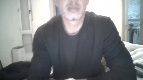 Snapshot of benedett22 chatting on 8, 12, 2024 benedett22 online show from 8, 12, 2024