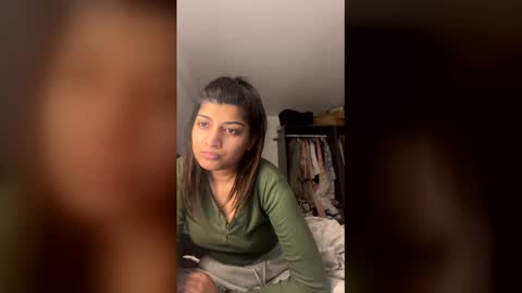 bengalibaddie7_x online show from 17, 4, 2026