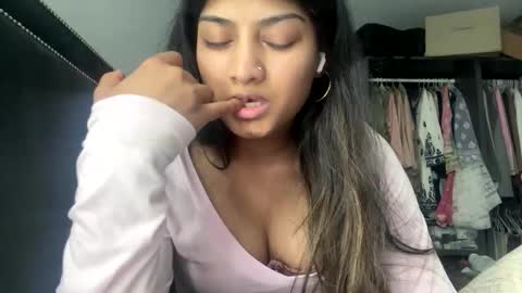 bengalibaddie7_x online show from 16, 5, 2026