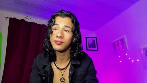 Snapshot of benjamin_fiore chatting on 4, 12, 2024 benjamin_fiore online show from 4, 12, 2024