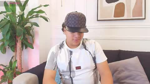 bennett_alejoo online show from 28, 10, 2025