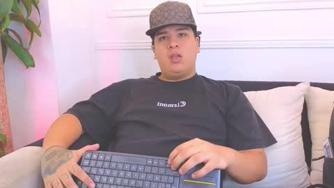 bennett_alejoo online show from 26, 2, 2026