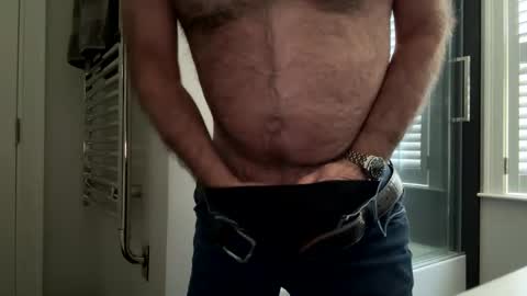 Snapshot of benz10001 chatting on 21, 2, 2025 benz10001 online show from 21, 2, 2025