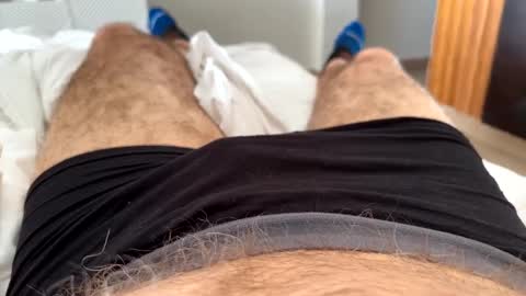 Snapshot of benz10001 chatting on 5, 3, 2025 benz10001 online show from 5, 3, 2025