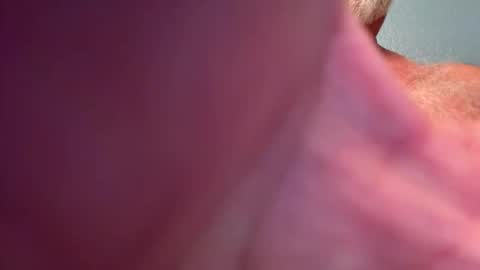 Snapshot of benz10001 chatting on 31, 10, 2025 benz10001 online show from 31, 10, 2025