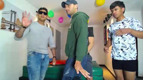 benz boys online show from 17, 2, 2026