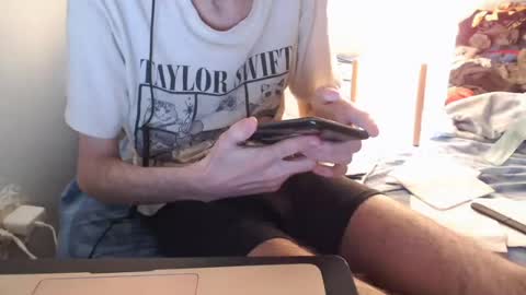Snapshot of berceuse111 chatting on 15, 7, 2026 berceuse111 online show from 15, 7, 2026