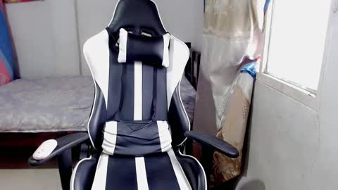 Snapshot of bergon30 chatting on 22, 2, 2025 Bergon77 online show from 22, 2, 2025